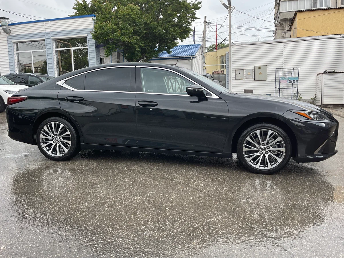 Аренда Lexus ES